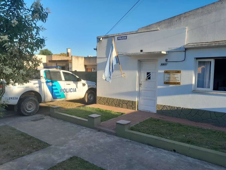 cria mujer y flia